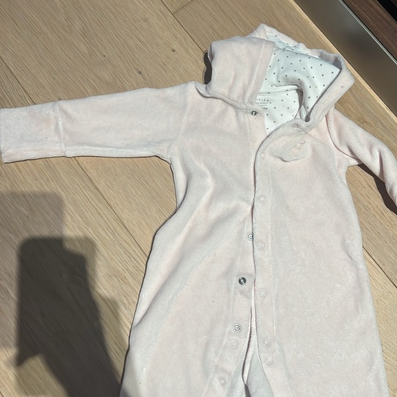 Livly - Picture 3 of 5